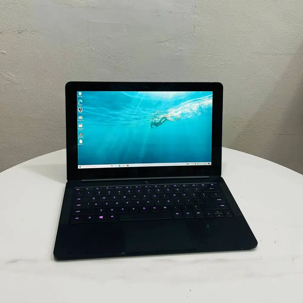 RAZER BLADE STEALTH Touch i7 gen7 Ram 16Gb SSD 256Gb 13inci *REC
