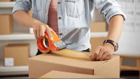 LOWONGAN DIBUTUHKAN STAFF PACKING ONLINE SHOP PRIA JAKARTA BARAT