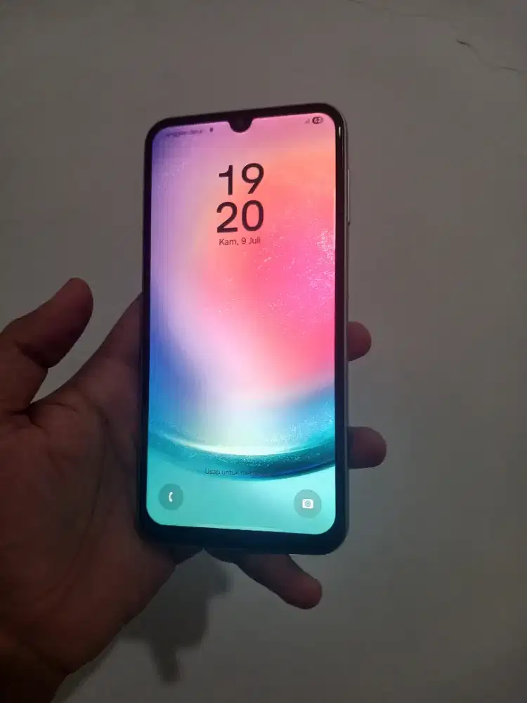 Samsung A24 8/128