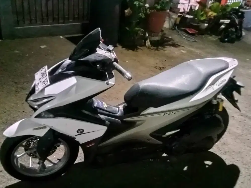 Dijual Yamaha aerox 2017 pjk panjang