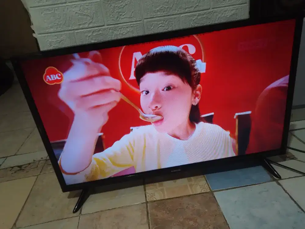 TV LED DIGITAL SAMSUNG 32 INCH