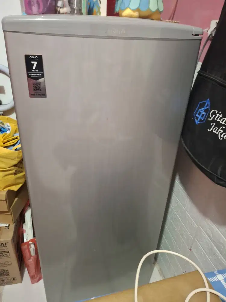 Freezer Kulkas Merk Aqua 6Rak