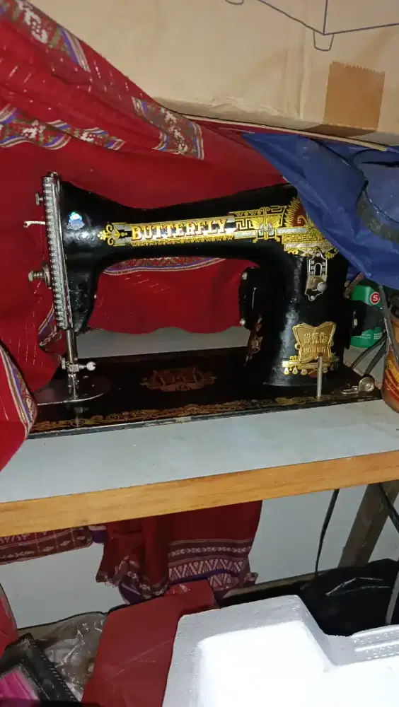 Mesin jahit elektrik/Listrik