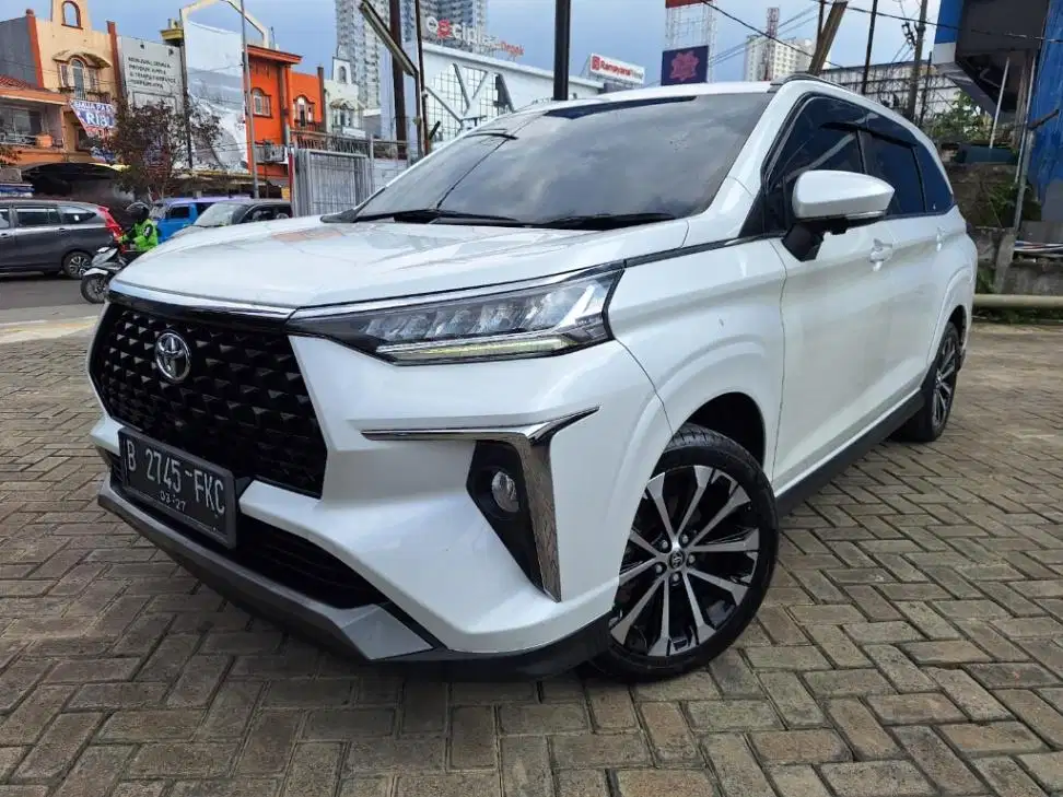 DP RENDAH Toyota Avanza 1.5 New Veloz Q Bensin-AT 2022 FKCS