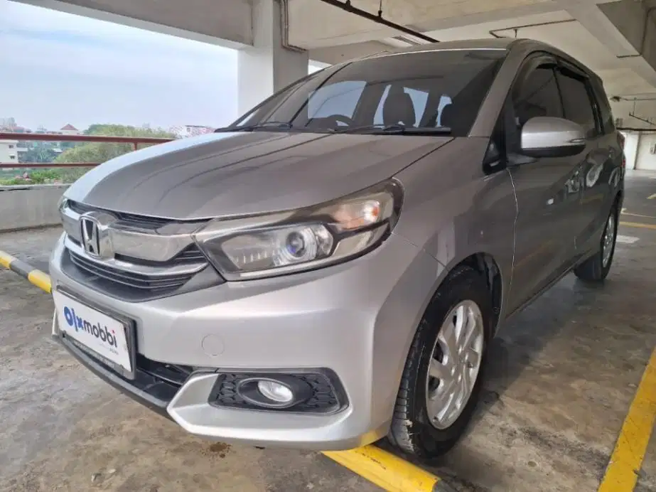 DP RENDAH Honda Mobilio 1.5 E Bensin-AT 2018 TYAS