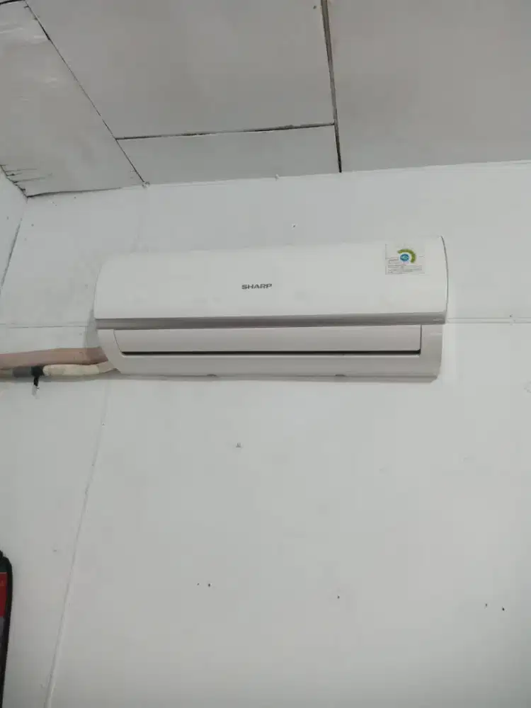 AC merek Sharp 1 PK