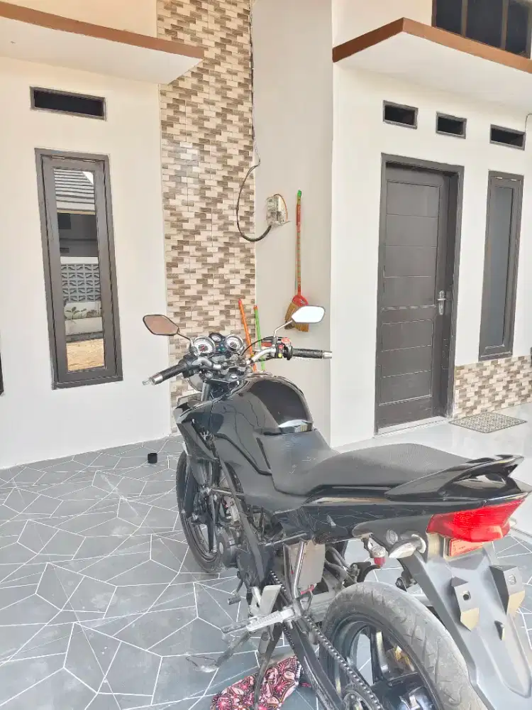honda cbr150 lengkap hidup taat
