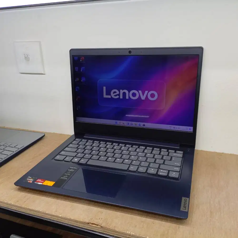 Laptop Lenovo Ideapad slim 3 spek AMD Ryzen 3-3250U Ram 8gb DDR4 256gb