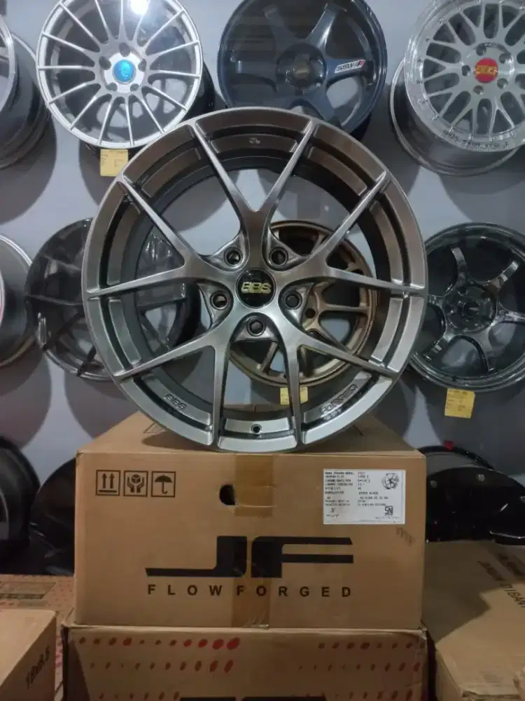 Velg bbs f1 r18 5x120 lbr8,5 et40