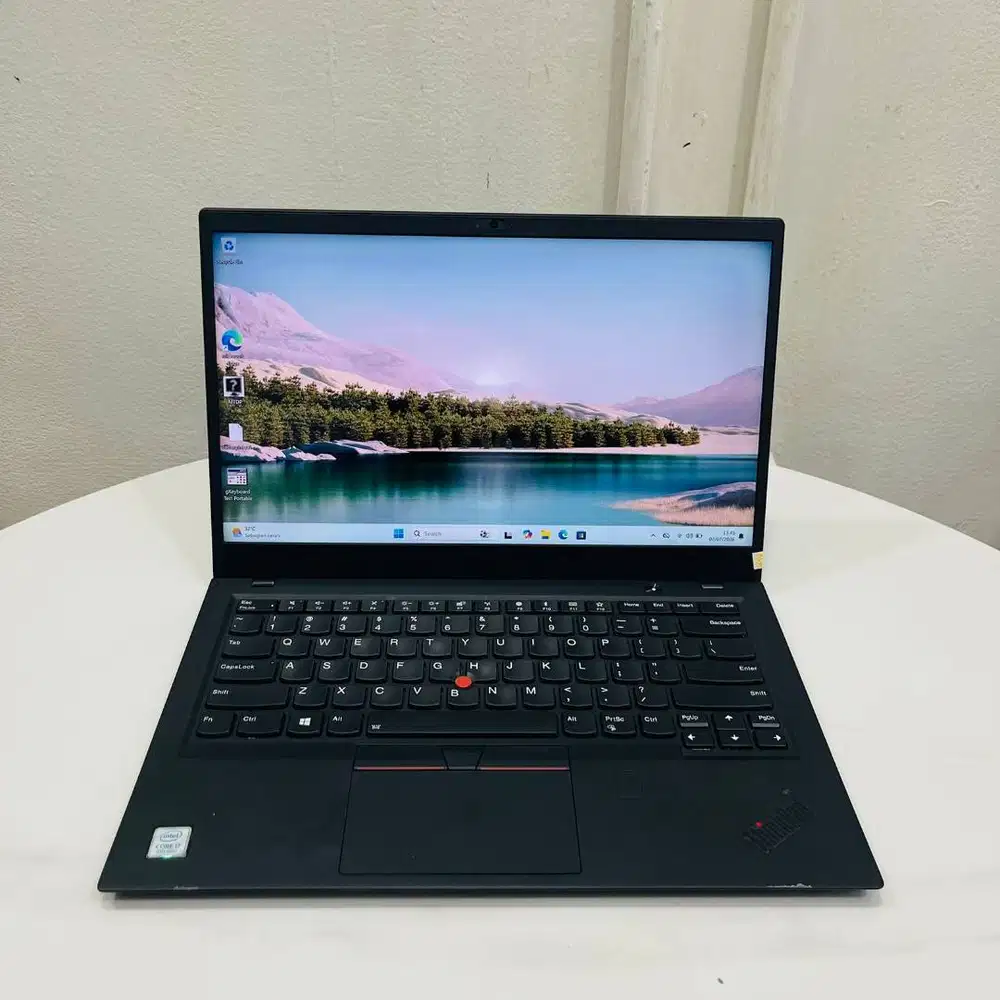 LENOVO THINKPAD X1 Carbon i7 Gen 8  Ram  16GB/SSD 256GB MINUS *REC