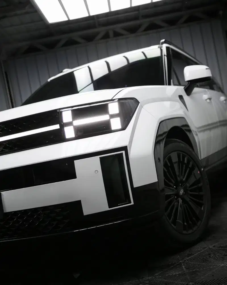 Hyundai Santa Fe Calligraphy hybird ( Spesial Promo Hyundai )