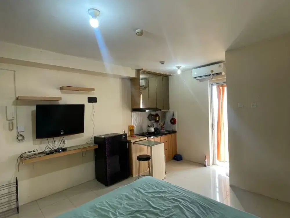 Lt rendah studio apartemen bassura city ,jakarta ,jatinegara