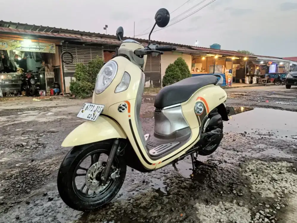 Pajak hidup Honda Scoopy Donat thn 2021 original cw crem mesin halus