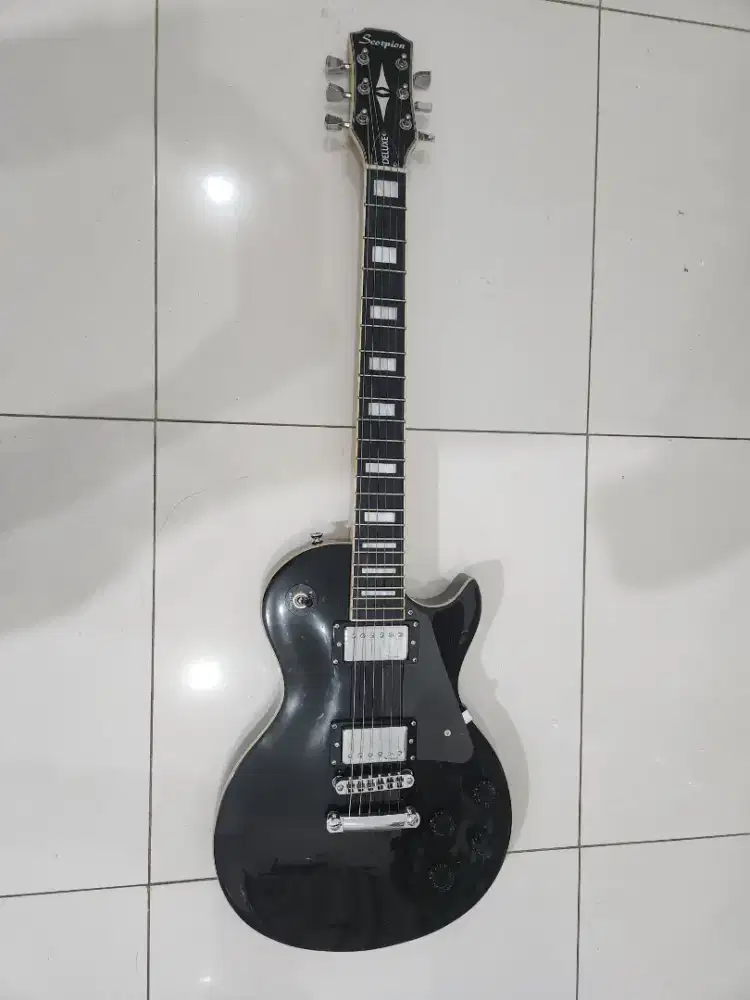 Gitar Elektrik Scorpion Deluxe LP610