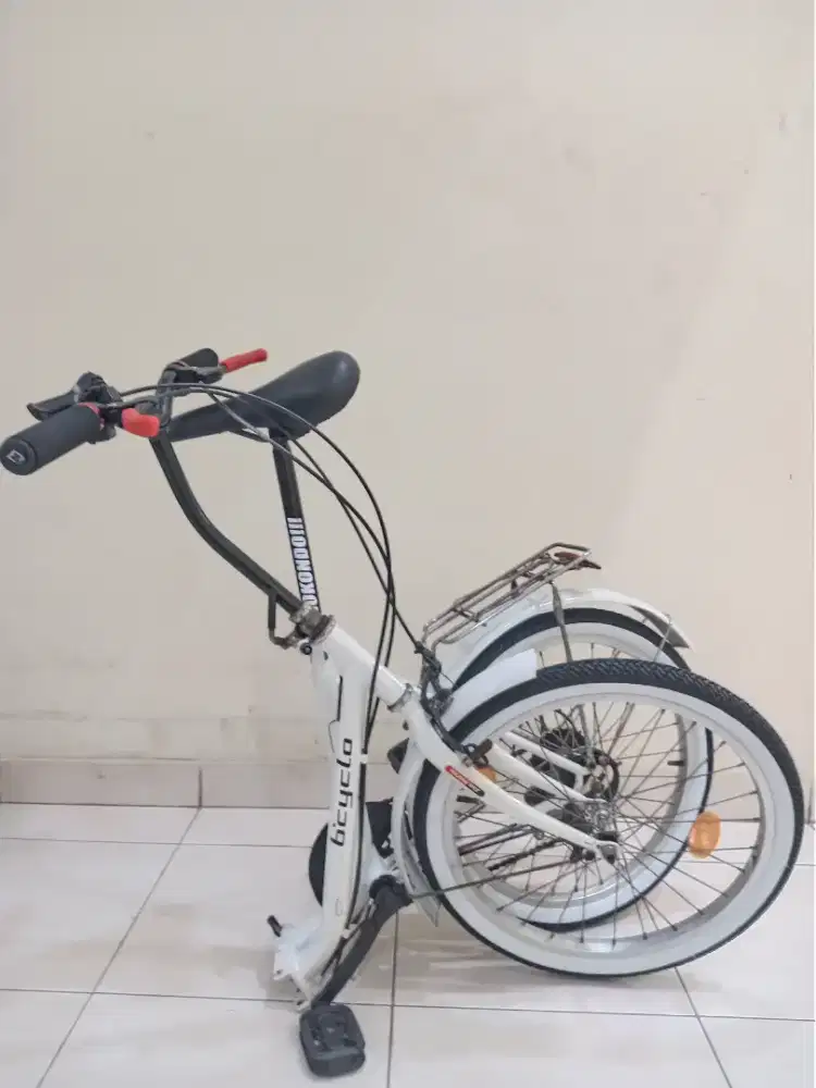 SEPEDA MINION LIPAT / BICYCLO 20IN