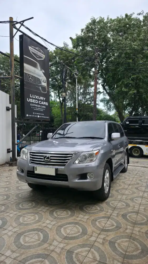 Lexus LX570 2010