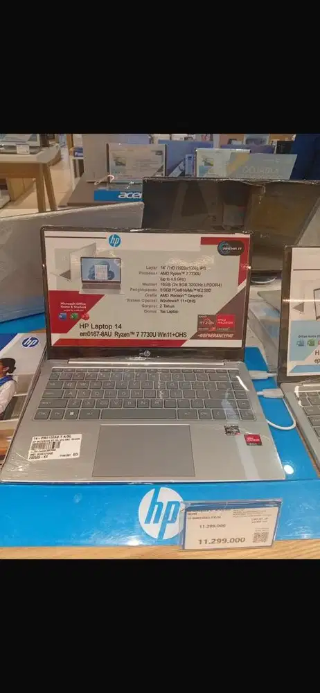 HP NOTEBOOK R7 16-512 SSD SILVER
