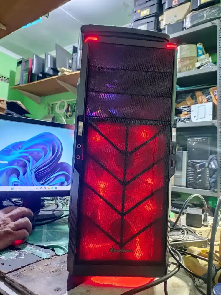 ‎PC Gigabyte Intel Core i5 8400 RAM 16GB SSD 512GB, Bergaransi
