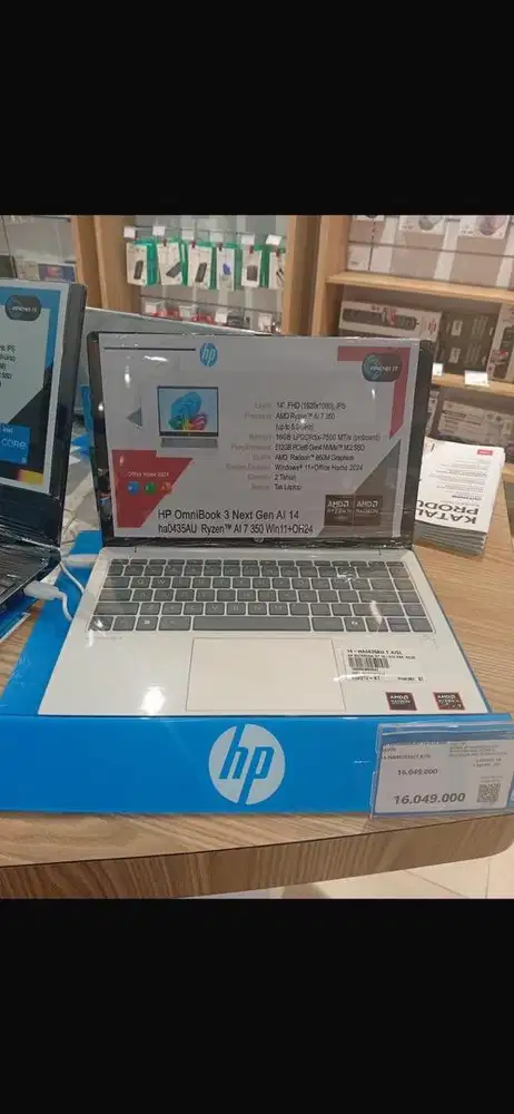 HP NOTEBOOK R7 16-512 SSD SILVER