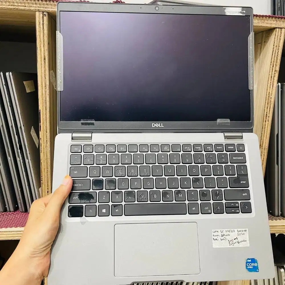 DELL LATITUDE 5320 core i5 gen 11 Ssd 256Gb 13.3 inch MINUS *REC