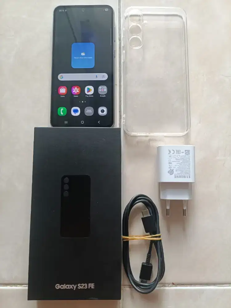 Samsung S23 fe mulus 8/256