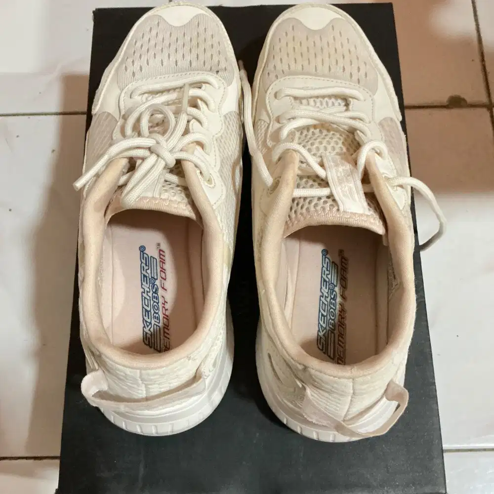 Sepatu Skechers Original
