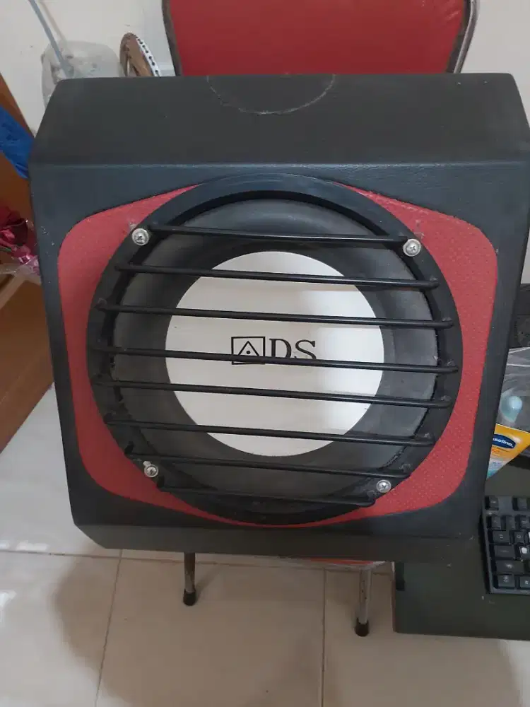 Subwoofer Mobil