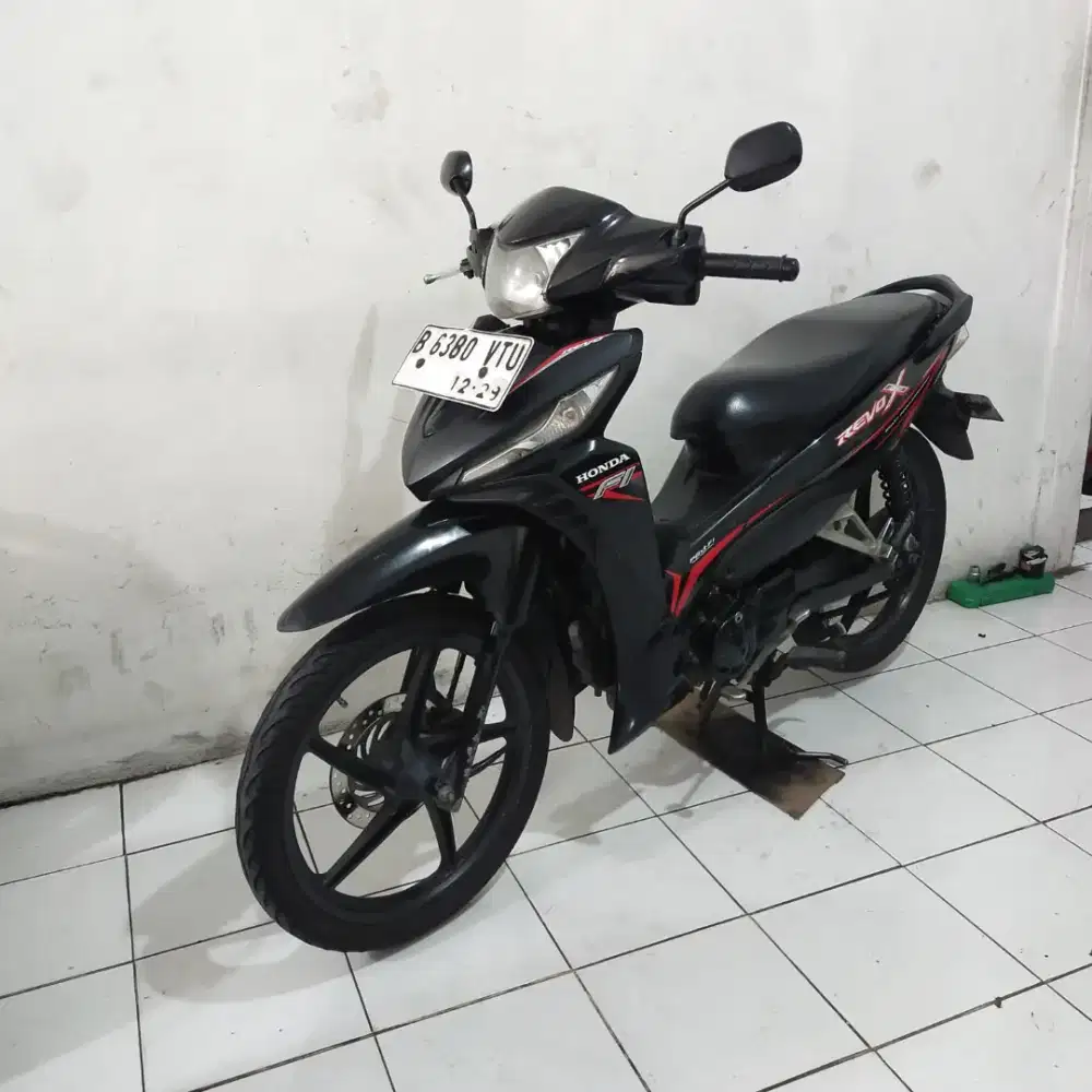 Honda Revo X 2019 Orisinil Lengkap Bagus