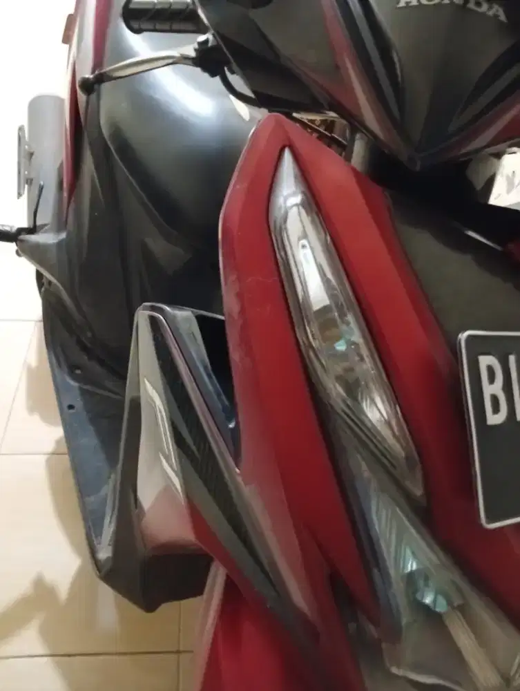 Vario merah cuman 1