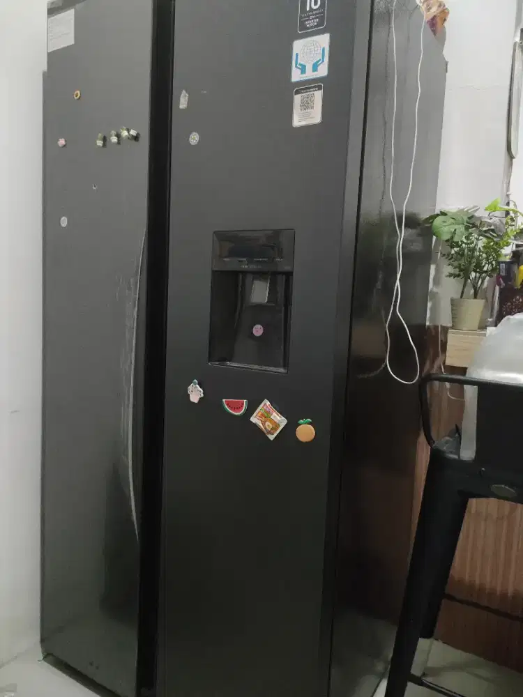 Kulkas 2 pintu electrolux
