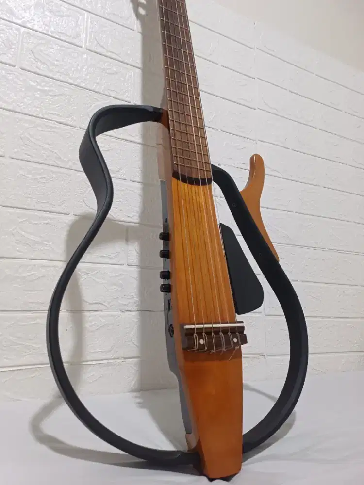 Yamaha Guitar SLG110N