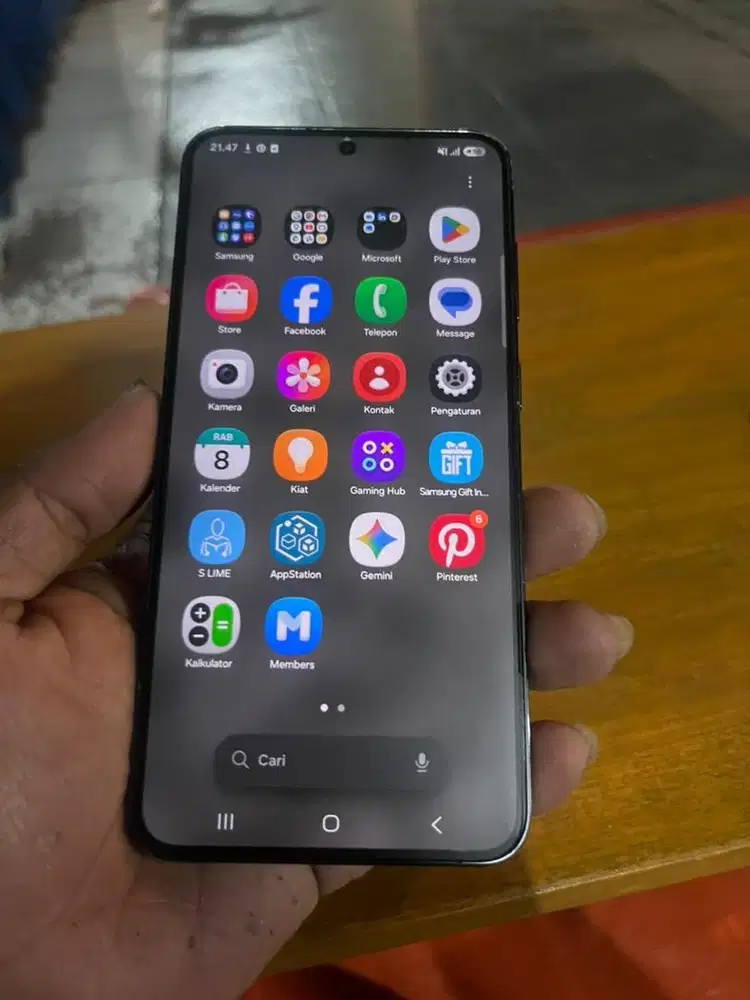 Samsung S23 plus 8/256Gb second resmi