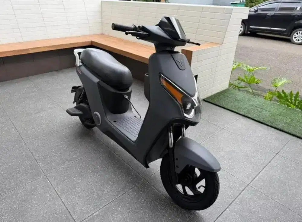 Uwinfly d75 hitam like new mulus