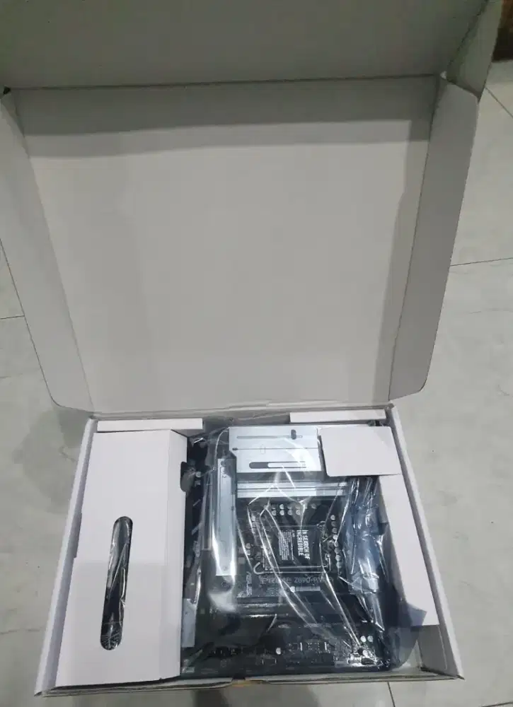 Mobo Asus  Prime z890