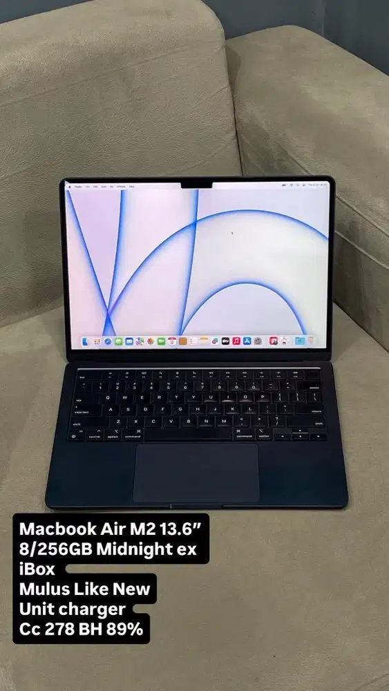 Macbook Air M2 13.6” 8/256GB Midnight ex iBox Like New