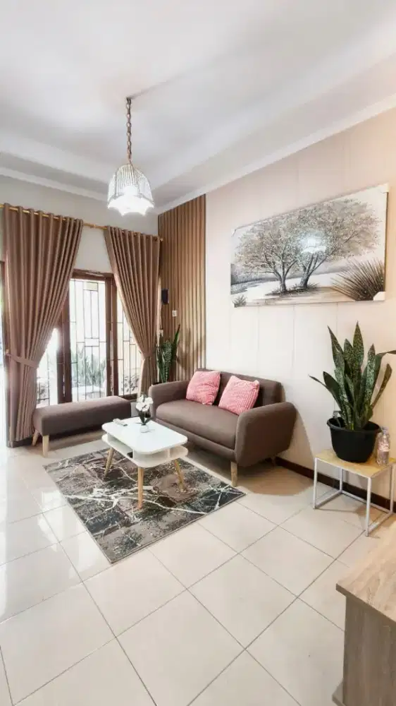 Rumah Cantik dalam Perumahan dekat Embung Potorono