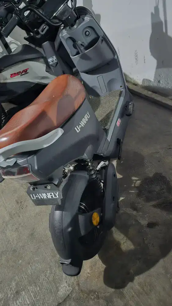 Sepeda listrik uwinfly type D8-12