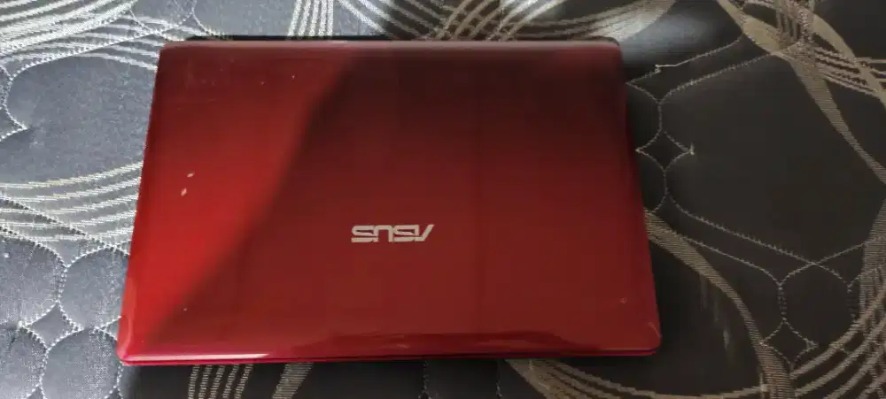 Laptop Asus Mati total + Free charger