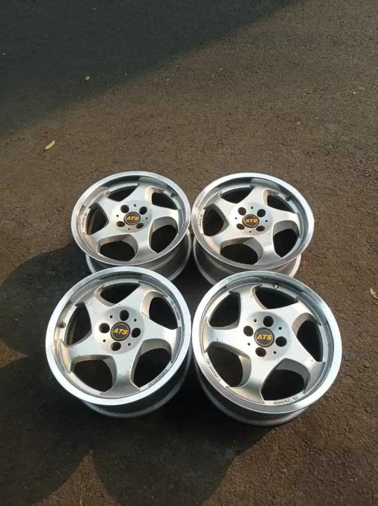 Velg Alpha Throwing Star 4x100 R16