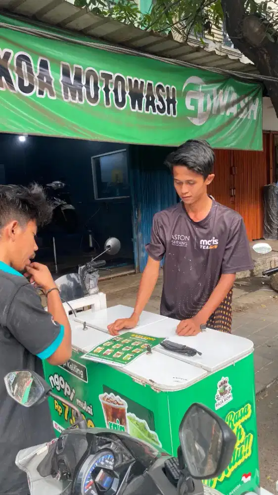 Loker kepala lapangan
