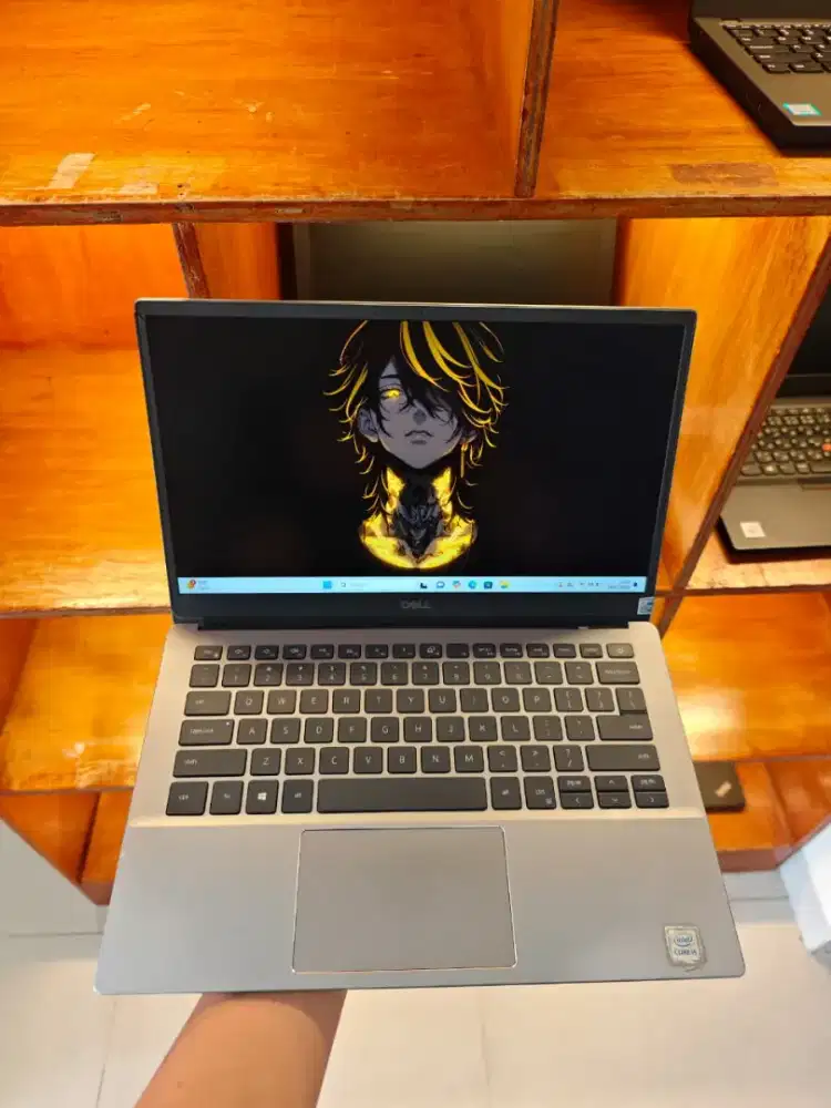 LAPTOP DELL SLIM COREI5 GEN 8 HANYA 2JTAN FUL ORI SIAP COD JABODETABEK