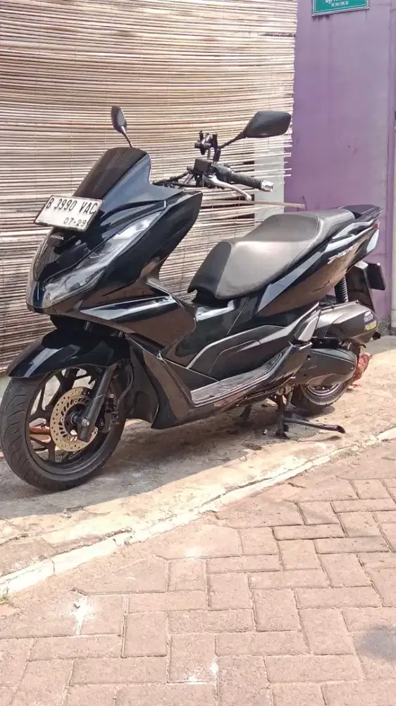 Honda pcx 160 cbs thn 2024