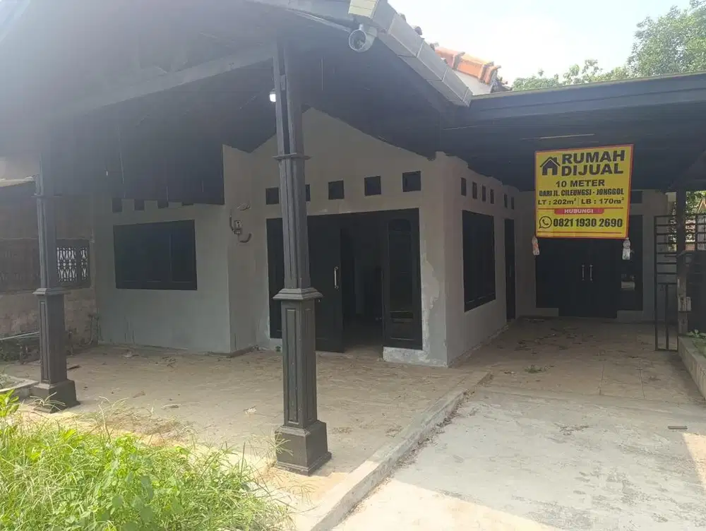 RUMAH DIJUAL LOKASI STRATEGIS CILEUNGSI