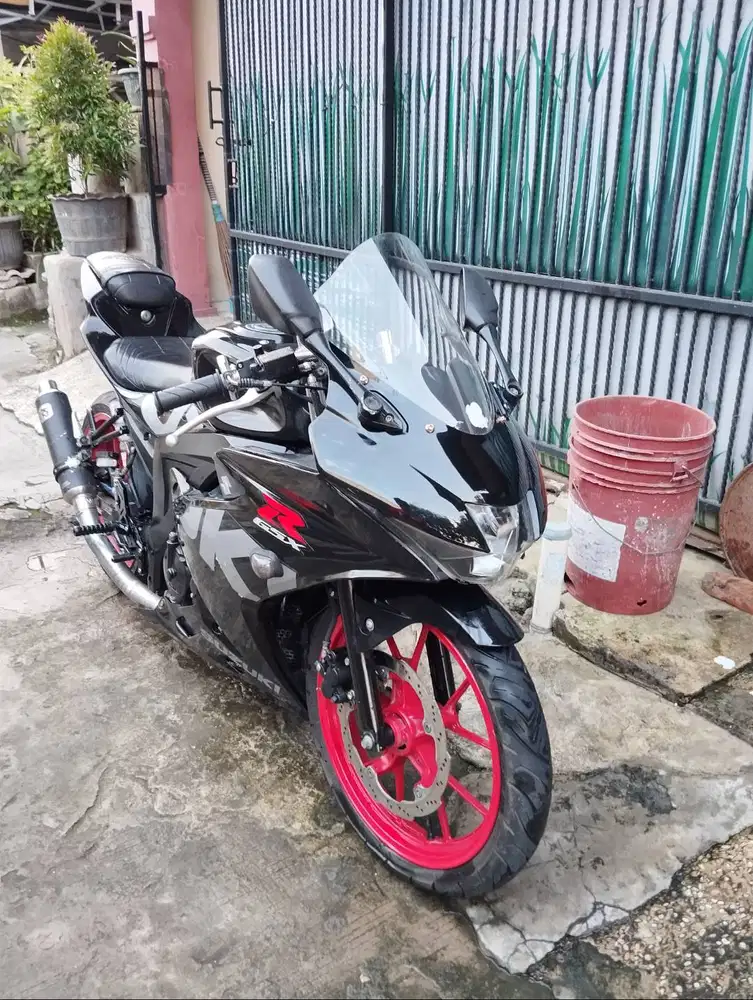 suzuki gsx r 150 2018