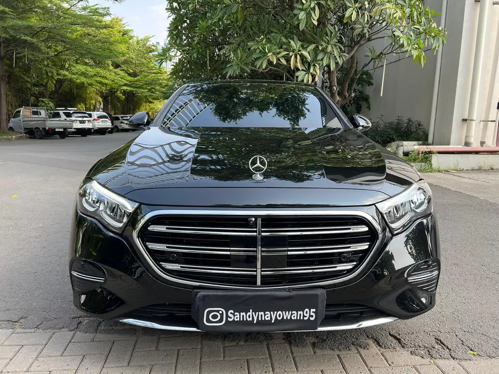 KM.2.000 E200 EXCLUSIVE LINE NEW MODEL 2025/2026 BLACK E 200 TDP150JT