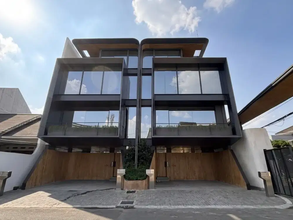 Private Townhouse 4 Lantai di Cireundeu dekat MRT Fatmawati