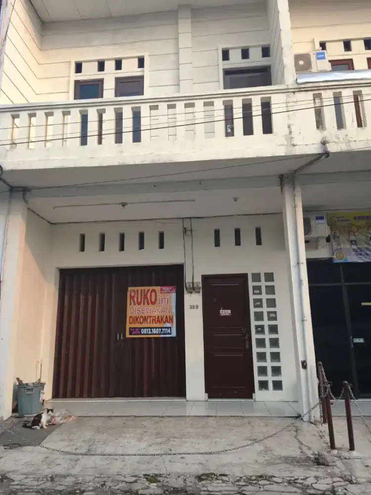 Di SEWAKAN Rukan atau Ruko area srengseng kebon jeruk meruya