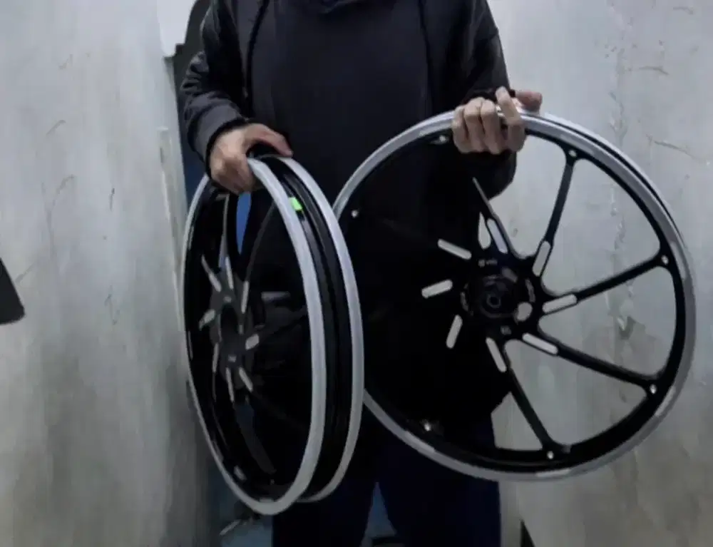 Velg vnd ak88 buat vario.. plus ban