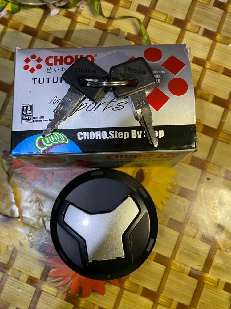 TUTUP TANGKI BENSIN NMAX/VIXION OLD/SCORPIO