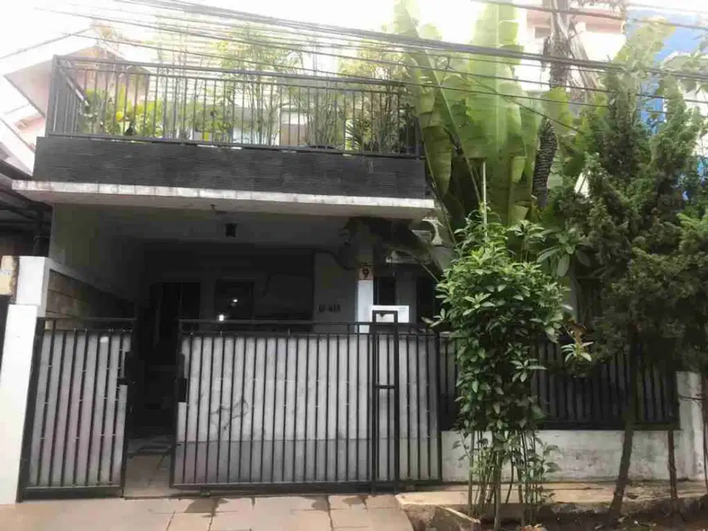 DIJUAL RUMAH :*
Sektor 5 Bintaro Jaya Tangerang Selatan RN44